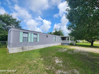 4779 Trace Ct, Southport, NC 28461