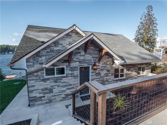 2221 E Mason Lake Dr E, Grapeview, WA 98546