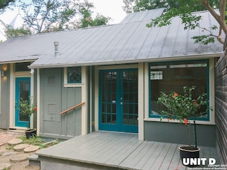 516 E Guenther St Unit D, San Antonio, TX 78210