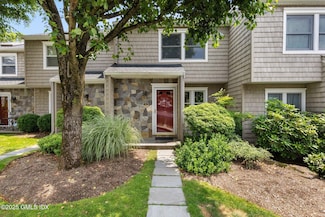 5 Glen St Unit 303, Greenwich, CT 06830