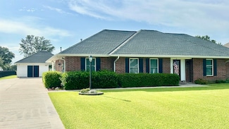 200 Jeff Dr, Bourg, LA 70343