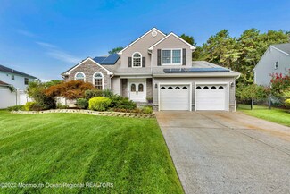17 Jason Ct, Howell, NJ 07731