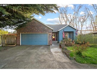 14635 Coltrane St, Oregon City, OR 97045