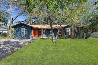 928 N Buffalo Ave, Cleburne, TX 76033