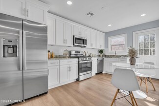 31 Guadalajara Dr, Toms River, NJ 08757
