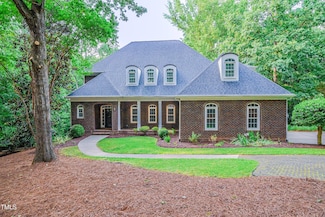 5504 Spring Bluffs Ln, Raleigh, NC 27606