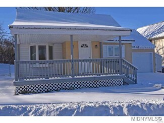 10 Gridley Place, Sauquoit, NY 13456