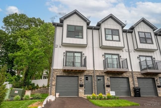 4496 Butterfield Place, Cincinnati, OH 45227