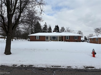 7817 Dalebrook Rd, Independence, OH 44131