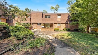 13453 Coliseum Dr Unit E, Chesterfield, MO 63017