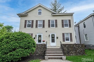 22 New St, Somerville, NJ 08876
