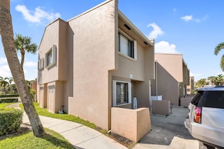 139 Sparrow Dr Unit 2, Royal Palm Beach, FL 33411