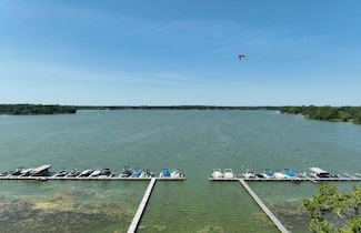 23123 Mcnamara Rd Unit 2, Kansasville, WI 53139