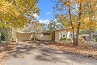 7 Formby Ln, Bella Vista, AR 72715