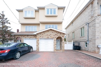 85 Ontario Ave, Staten Island, NY 10301