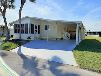 308 Avenue of Dukes, Nokomis, FL 34275