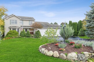 3860 Crabapple Ln, Wonder Lake, IL 60097