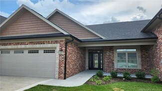 1902 Mystic Falls Cir Unit 205, Jeffersonville, IN 47130