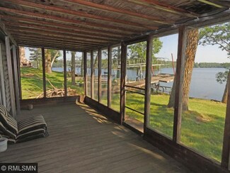 33320 Lone Pine Dr, Browerville, MN 56438