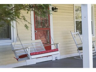706 Chandler Rd, White River Junction, VT 05001