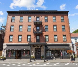 423 Hope St Unit 5E, Bristol, RI 02809