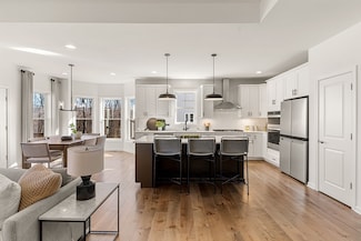 12 Lloyd Cir Unit 28, Norton, MA 02766