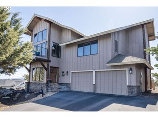 2268 Hawk Owl Ct, Redmond, OR 97756