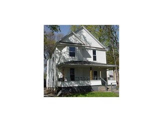 137 Lake St, Akron, OH 44301