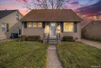 3522 Elmhurst Ave, Royal Oak, MI 48073