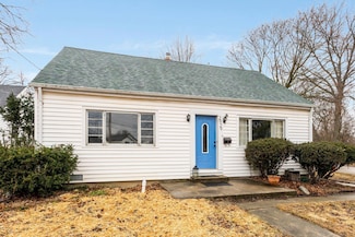 2929 Crescent Ave, Fort Wayne, IN 46805