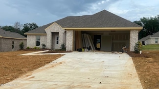 118 Madisonville Dr, Canton, MS 39046