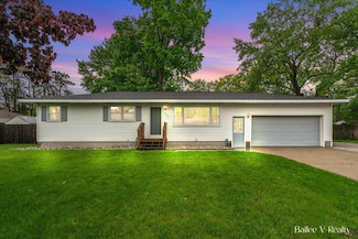 4373 Carolyn St, Muskegon, MI 49444