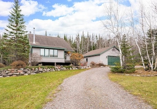 19 Reed Dr, Silver Bay, MN 55614