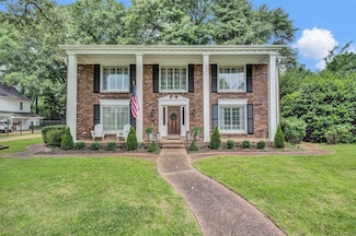 2067 Kirby Pkwy, Memphis, TN 38119