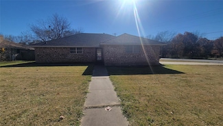 704 E Olive St, Sherman, TX 75090