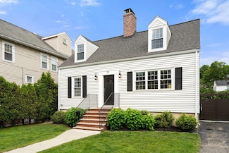 91 Evans St, Watertown, MA 02472