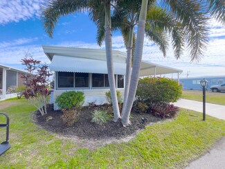 5628 Captain John Smith Loop, North Fort Myers, FL 33917