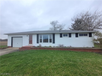 8642 Akron Rd, Marshallville, OH 44645