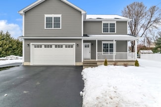 27 Saint Paul St, Westfield, MA 01085