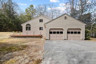 171 Pownal Rd, Freeport, ME 04032