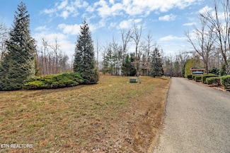 1 Mountain Preserve Pkwy, Crab Orchard, TN 37723