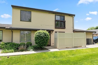 2101 Bayside Ct, Fort Wayne, IN 46804