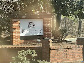 1325 Branchlands Dr Unit J, Charlottesville, VA 22901