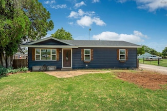 1535 Huntington Ln, Wichita Falls, TX 76305