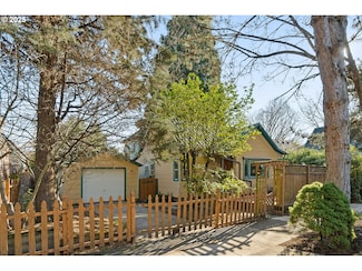 1126 SE 16th Ave, Portland, OR 97214