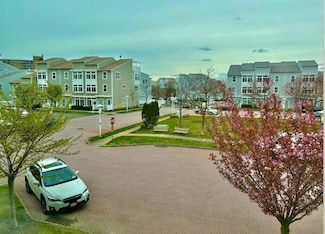 162 Commodore Cir E, Arverne, NY 11692