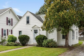 14 Koeppel Ave, Catskill, NY 12414