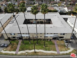 5261 Whitsett Ave, Valley Village, CA 91607