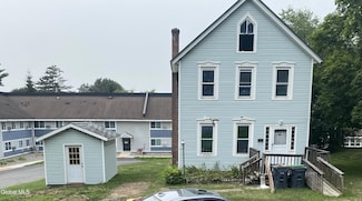 45 6th St, Waterford, NY 12188