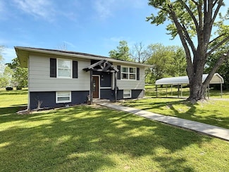 801 E Thompson St, El Dorado Springs, MO 64744
